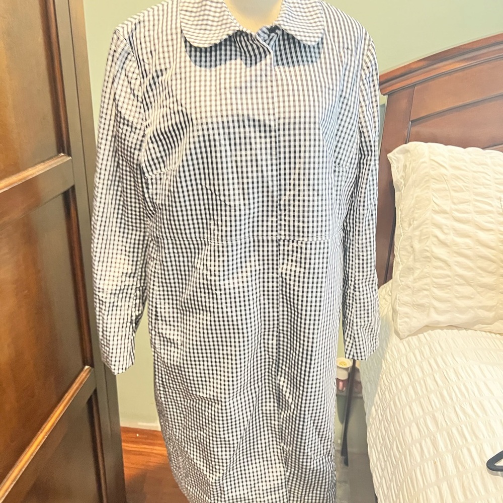 Women’s Black and White Checkered coat